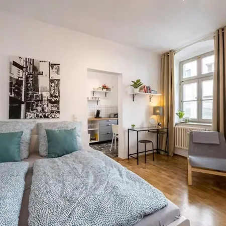 Apartment In Top Location Near The Zwinger